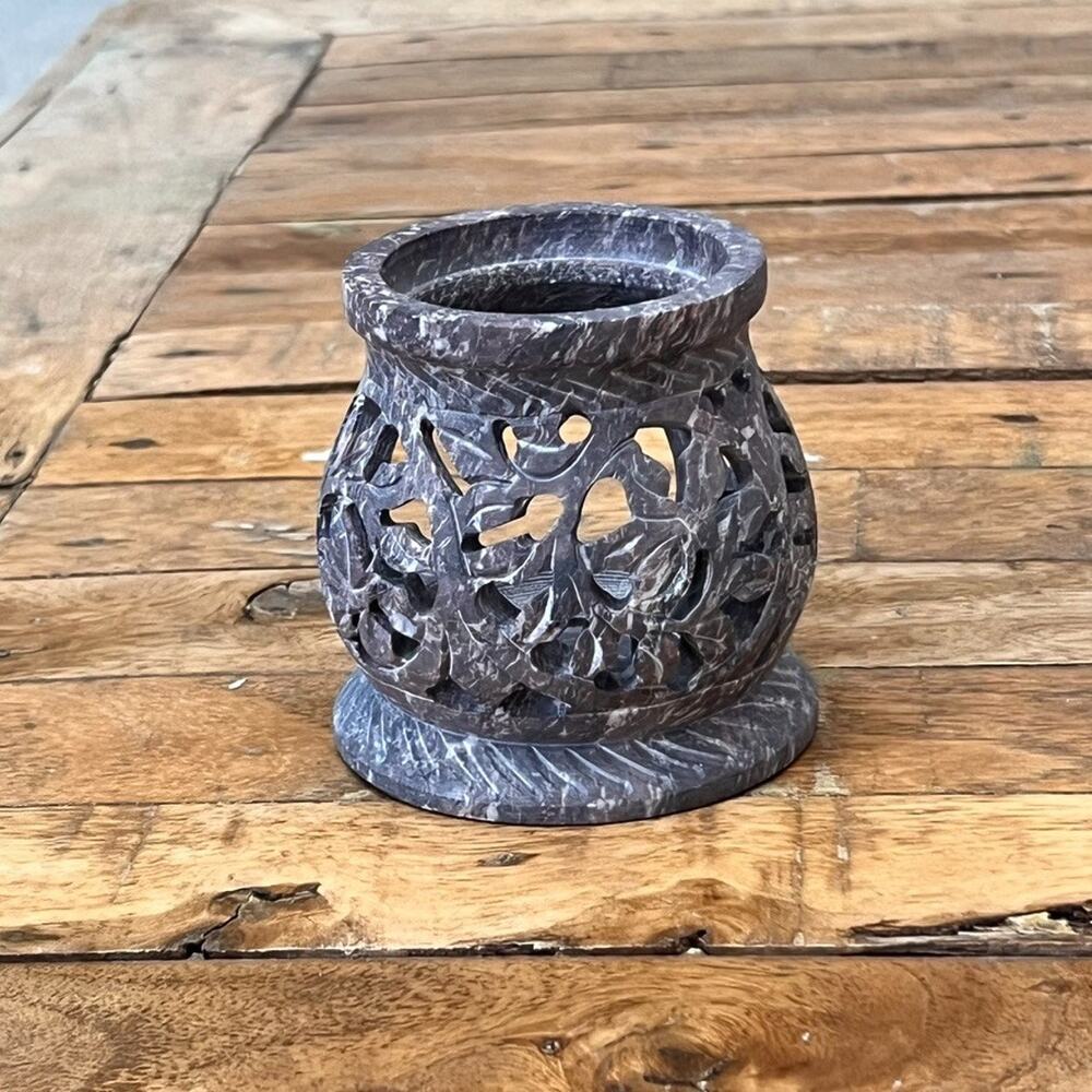 Soapstone Hand Carved Tea Light Holder 3.5" Oil Burner - Picture 2 of 9